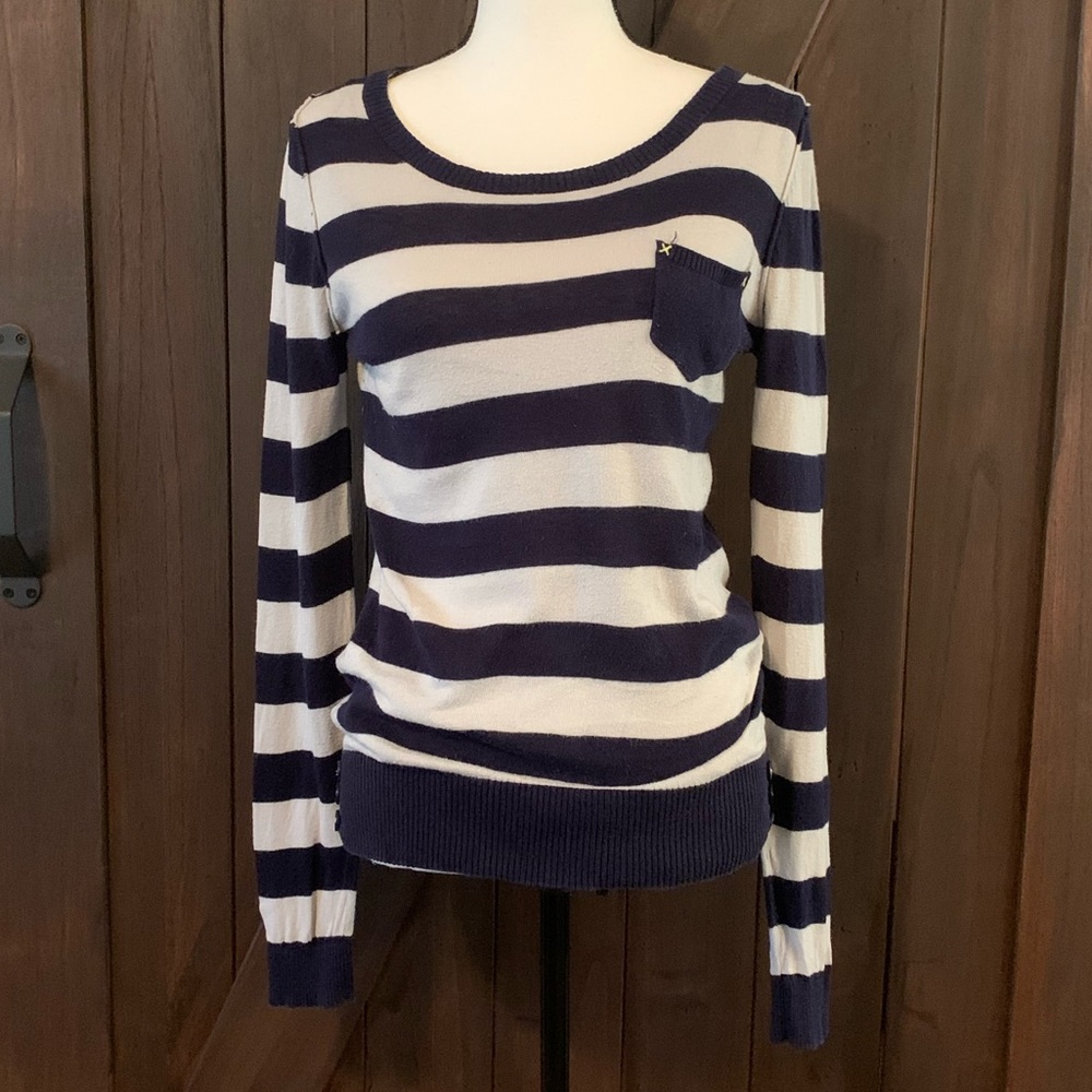 T/O stripped sweater